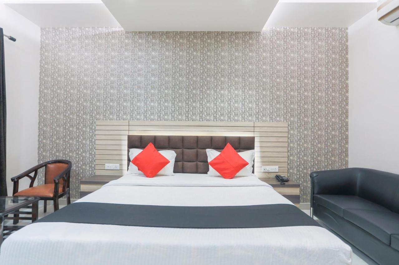 Capital O 69415 Green View Resort Aligarh Luaran gambar