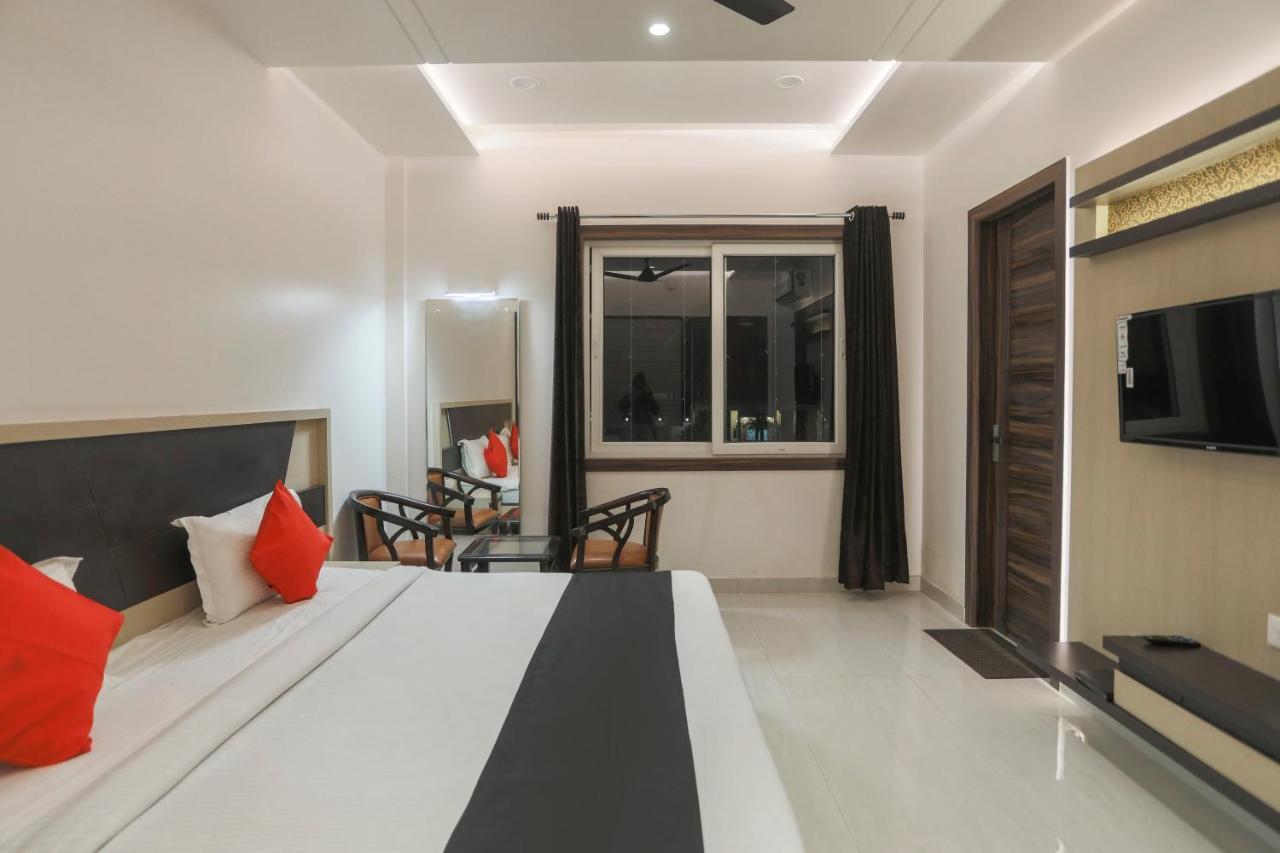 Capital O 69415 Green View Resort Aligarh Luaran gambar