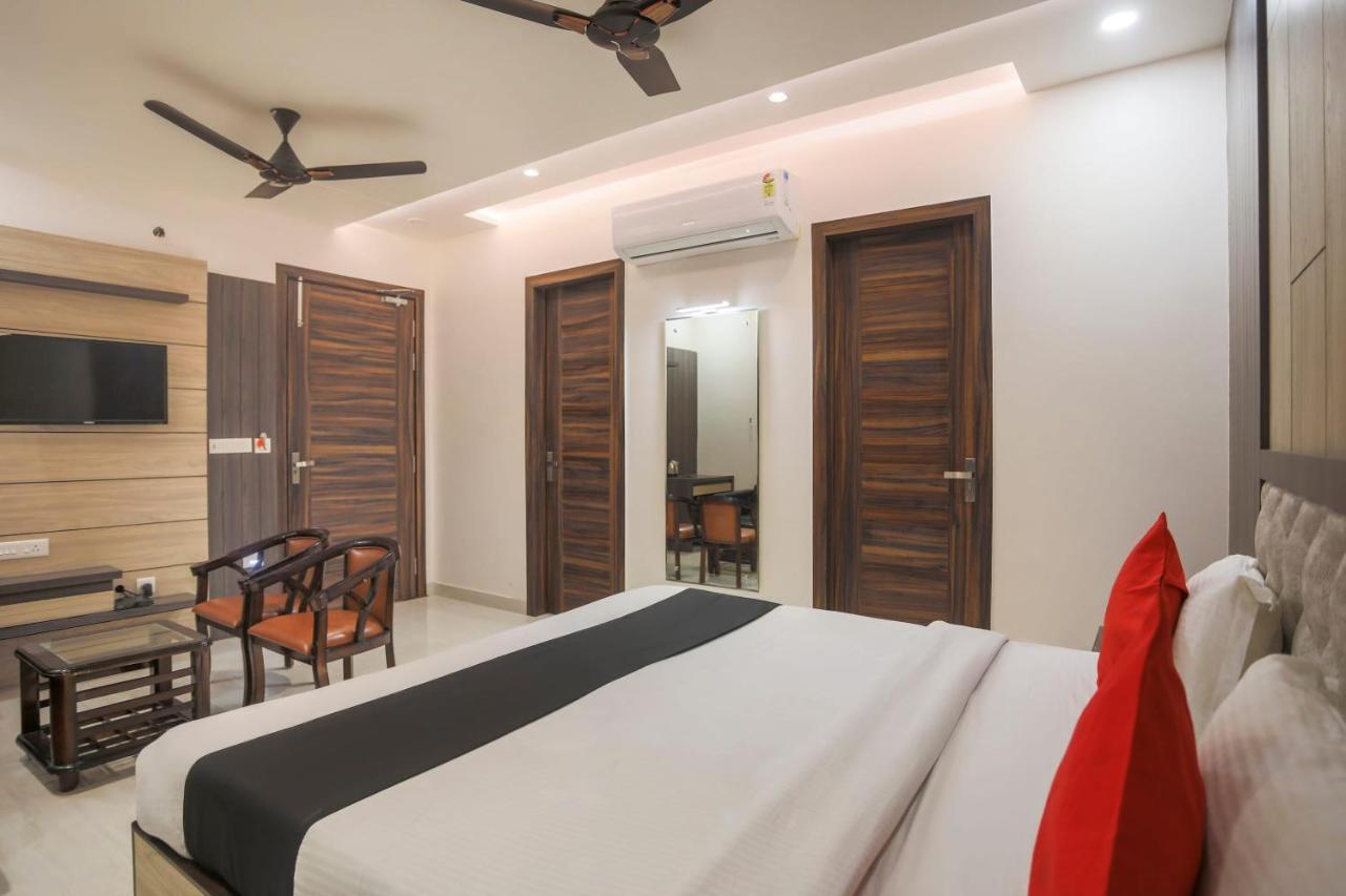 Capital O 69415 Green View Resort Aligarh Luaran gambar