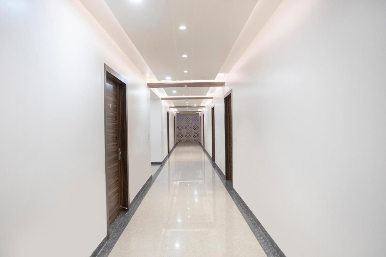Capital O 69415 Green View Resort Aligarh Luaran gambar
