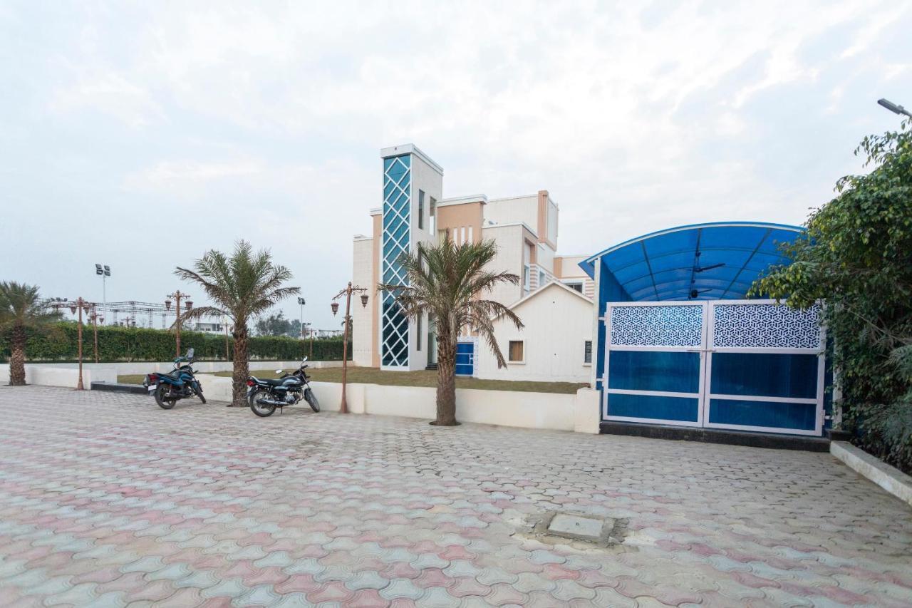 Capital O 69415 Green View Resort Aligarh Luaran gambar